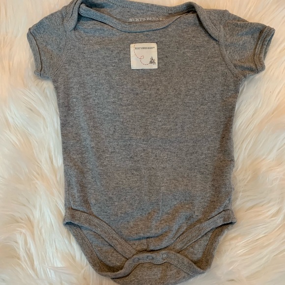 ‼️SOLD‼️ 7 piece Burt’s bees baby bundle - Picture 5 of 8